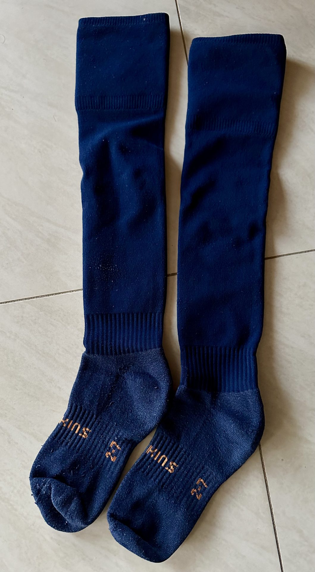 APP Football training uniform. Shirt size XS # 90, Socks 2-7 Medium navy blue thinskins